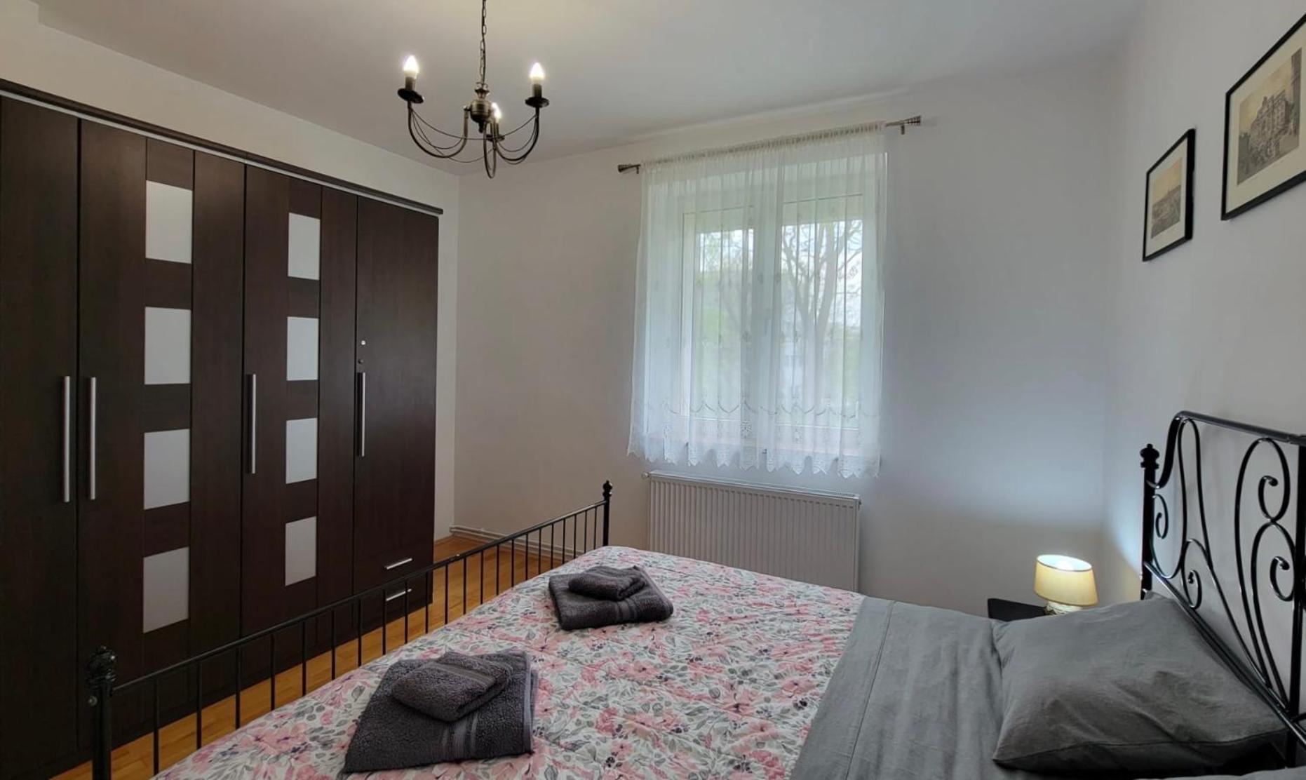 Apartament Traveler'S Retreat Braszów Zewnętrze zdjęcie